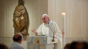 El Papa Francisco indica que la oración es el motor del cristiano